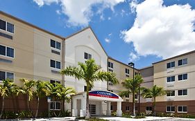 Candlewood Suites Fort Myers Fl