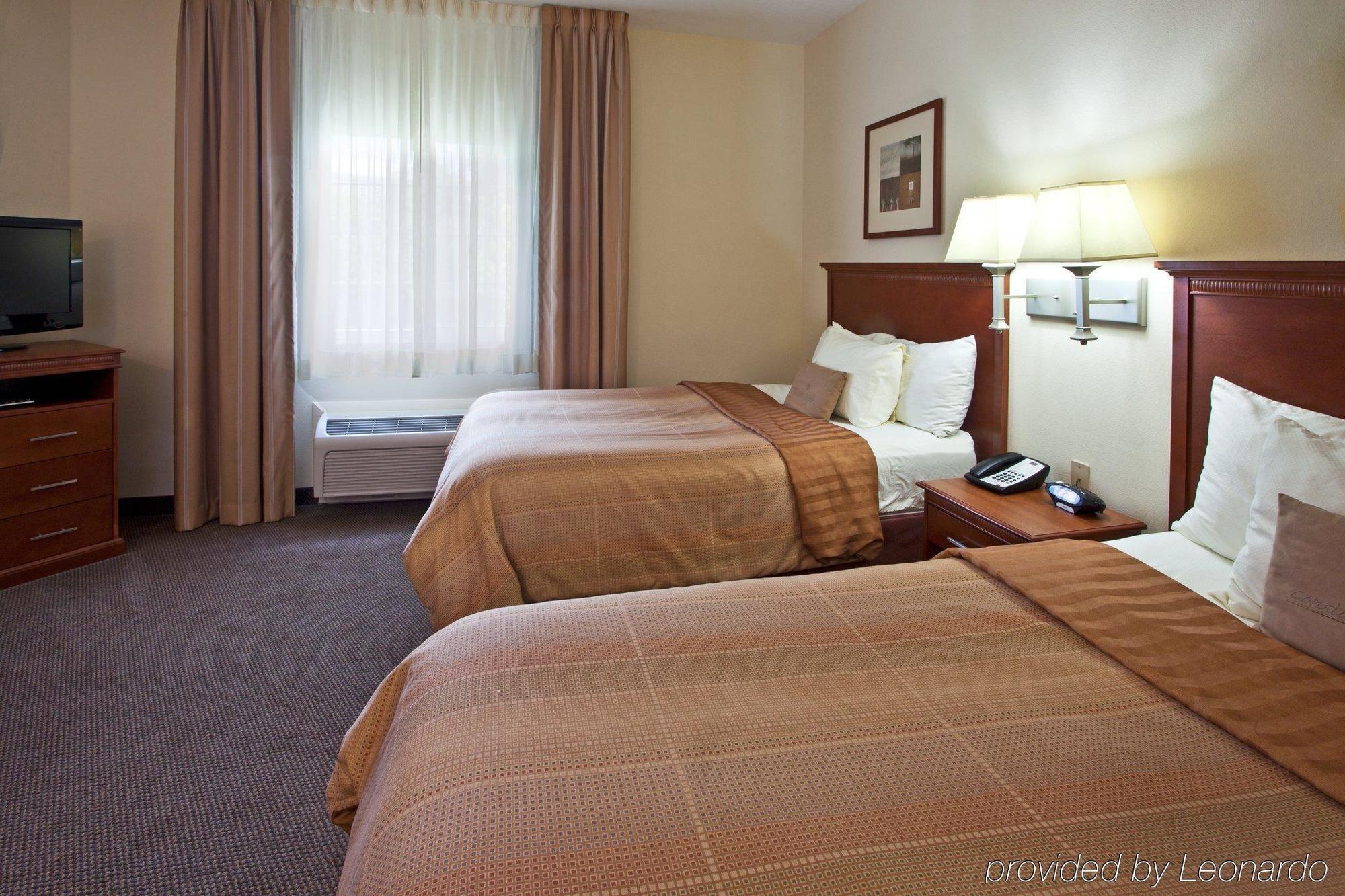 Candlewood Suites Fort Myers/Sanibel Gateway, An Ihg Hotel Room photo